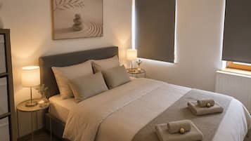 2 bedrooms, iron/ironing board, internet