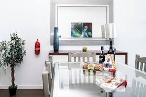 Dining - Canhas Ocean View (Madeira)