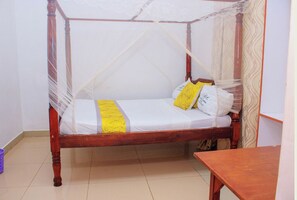 Single Room | Free WiFi - KINONDONI DIAMOND HOTEL (Malindi)