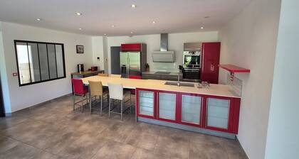 Villa 160 m2 - 4 chambres avec piscine privative