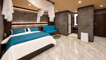 Suite, fumeurs | Wi-Fi gratuit, draps fournis