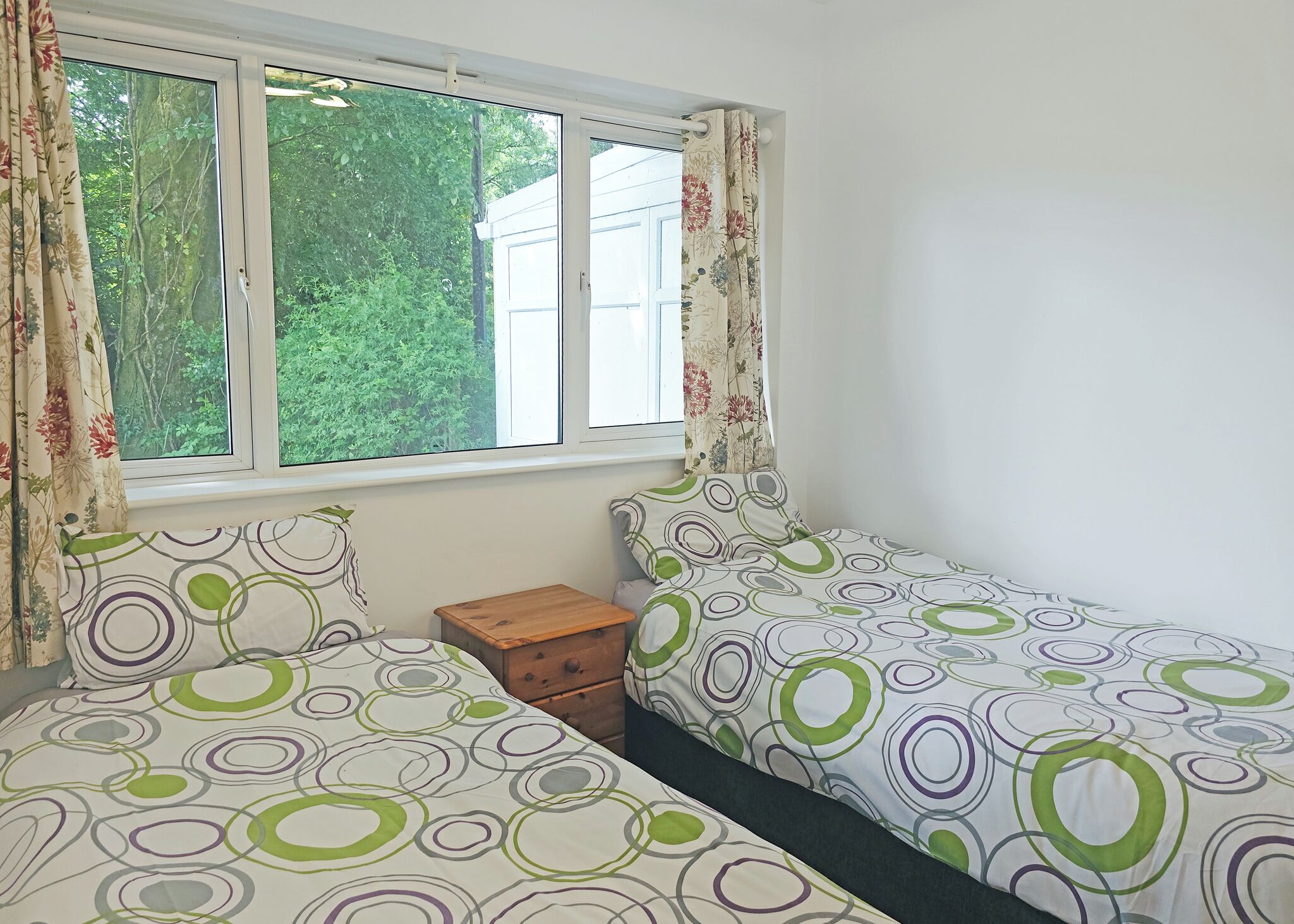 2 bedrooms