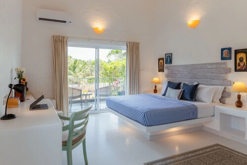 Aroha Palms Luxury Apartments