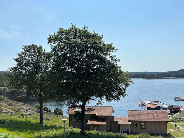 House | Exterior - 5 Star Holiday Home in Uddevalla (Uddevalla)