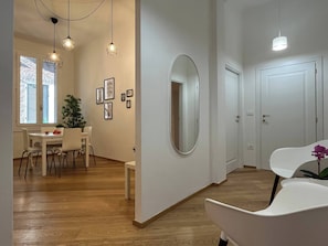 Interior - Porta Nova, Bologna by Short Holidays (Bologna)