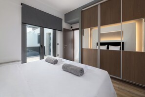 4 Schlafzimmer, Bügeleisen/Bügelbrett, kostenloses WLAN, Bettwäsche