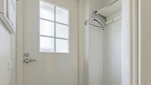 Căn hộ, 2 phòng ngủ, cạnh sườn núi | Nội thất