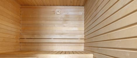 Apartment, 2 Bedrooms, Slope side | Sauna