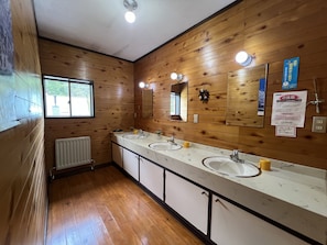 Classic Double Room, Mountain View | Bathroom - Hotel Davos Hakuba (Hakuba)