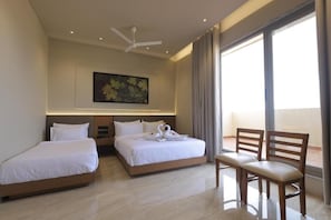 Zweibettzimmer, Balkon, Stadtblick | Kostenloses WLAN