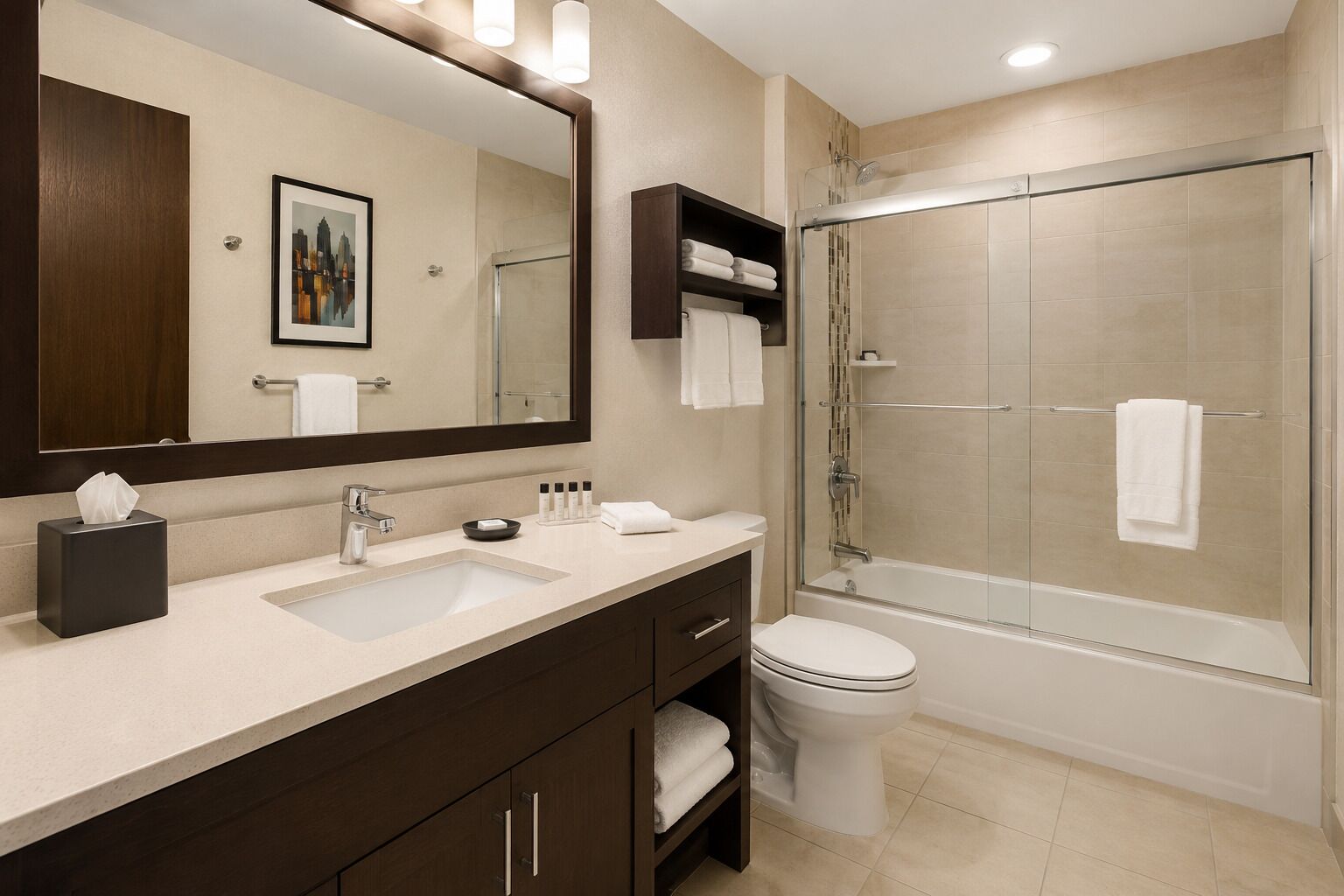 Junior Room | Bathroom