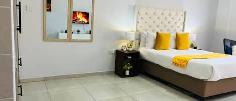 1 habitación, tabla de planchar con plancha, wifi y ropa de cama