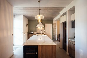Private kitchen - Vacation Rentals at Valflaunès Castle (Valflaunès)