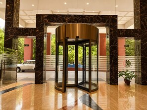 Lobby - Bel La Monde Blu Chhattarpur (Chhattapur)