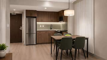 Standard Room | Dining