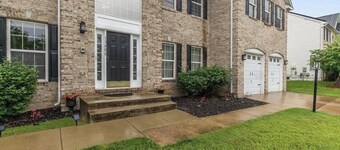 2bedroom basement 
Modern 2BR 2BA Near DC
Modern 2BR Private Entry