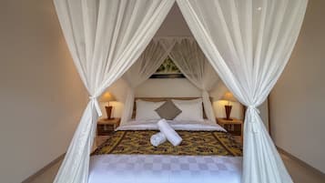 Deluxe Villa, 1 Bedroom, Kitchenette, Pool View | Wi-fi percuma, cadar katil