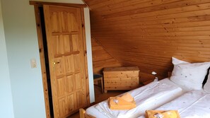 WiFi, bed sheets - Cozy Holiday Home for 5 Guests (60 m²) in Klink (Klink)