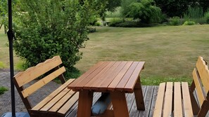 Outdoor dining - Cozy Holiday Home for 5 Guests (60 m²) in Klink (Klink)