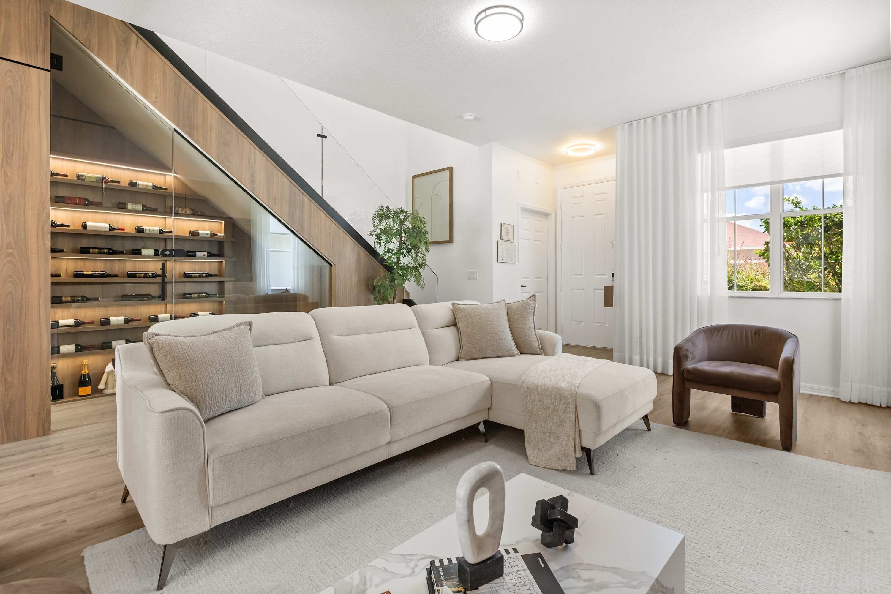 House | 5 bedrooms, high-speed internet