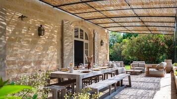 House | 6 bedrooms, Internet