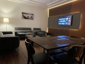 Junior Suite | Dining - PRIMOTEL Grand Al Toubah (Jeddah)