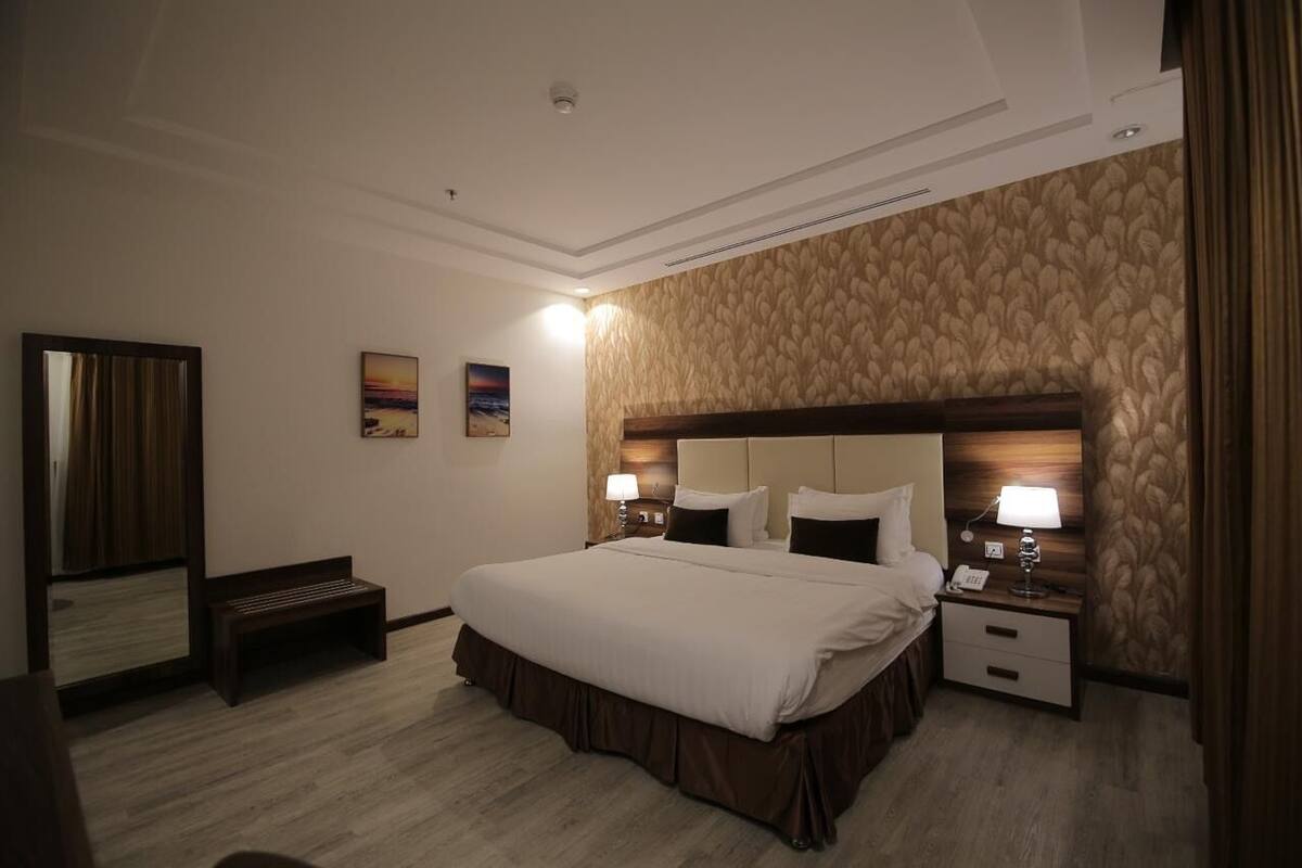 Premium bedding, minibar, in-room safe, soundproofing