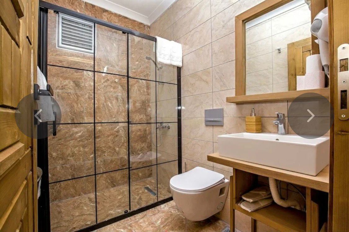 Dusche, Handtücher, Seife, Shampoo