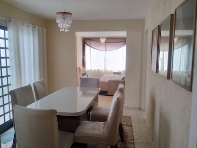 Large, fully furnished family home