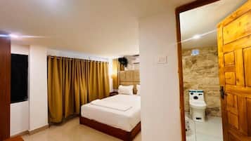 Deluxe Double Room, City View