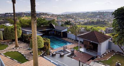 Poolside View Guest House