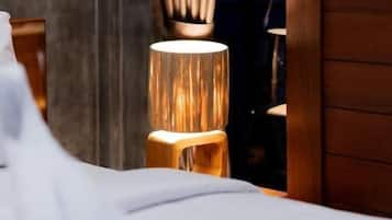 Deluxe-Doppelzimmer, 1 Queen-Bett, Nichtraucher, Gartenblick | Zimmersafe, Verdunkelungsvorhänge, kostenloses WLAN, Bettwäsche