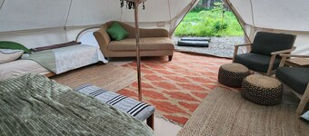 Quaint 1-bedroom Bell Tent in charming Frankfort, ME perfect for nature lovers.