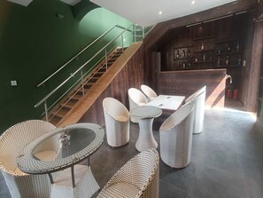 House | Dining - Suite With Balcony Kris Resort (Calangute)