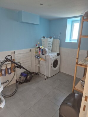 Interior - 3-bedroom house (Benoîtville)