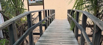 Island Breeze Studio Coastal Arecibo Stay