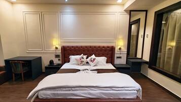 In-room safe, desk, laptop workspace, blackout curtains