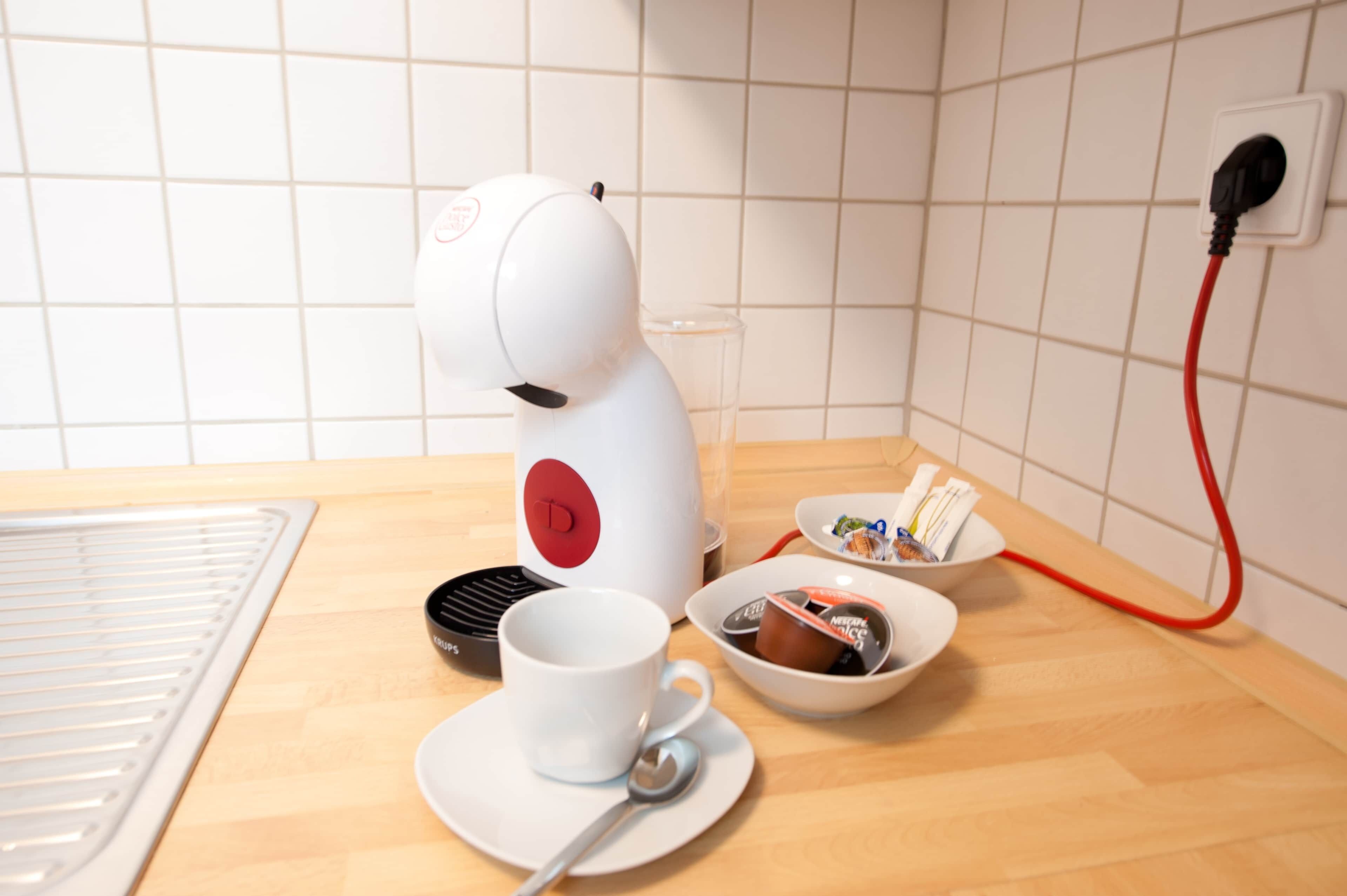 Kaffee und/oder Kaffeemaschine