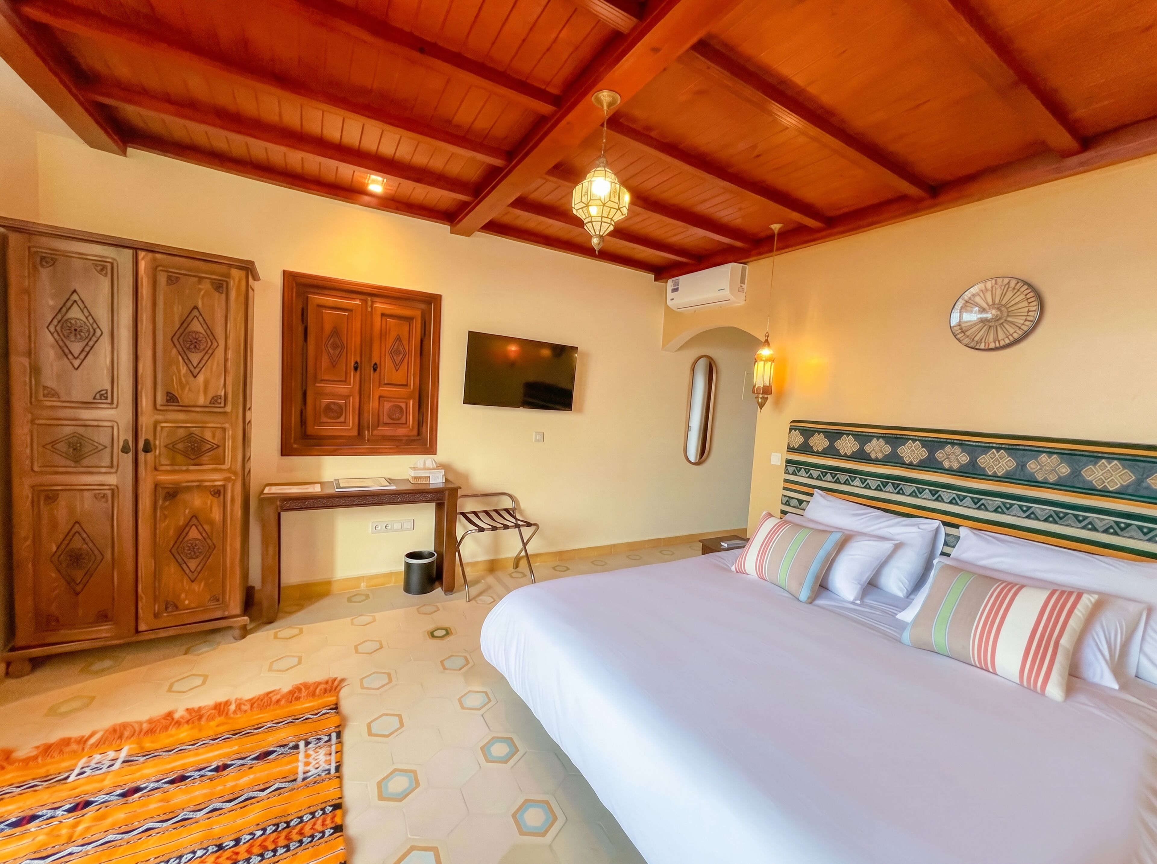 In-room safe, blackout curtains, soundproofing, iron/ironing board