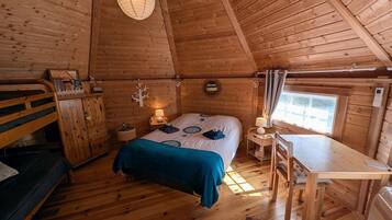 1 chambre, Wi-Fi gratuit, draps fournis