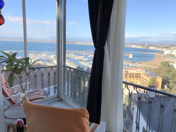 Interior - Apartment with sea view - 6 guests (Roses)