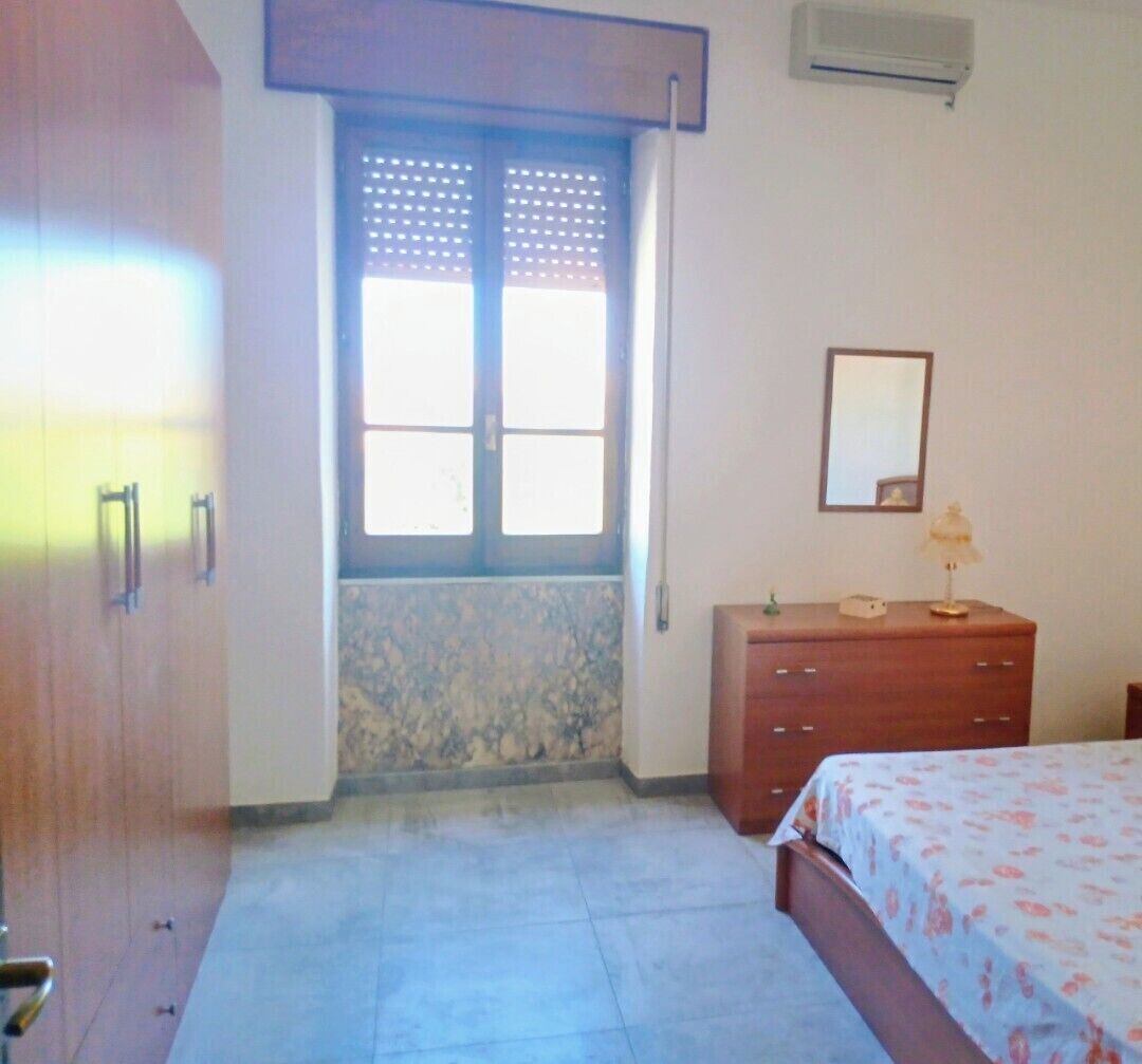 2 Schlafzimmer, Bügeleisen/Bügelbrett, Bettwäsche