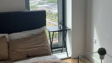 1 bedroom, iron/ironing board, WiFi