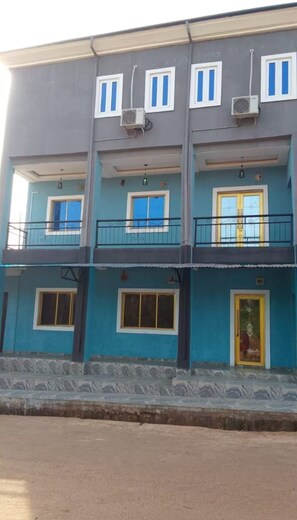 Exterior detail - Naira and Kobo Hotels (Umuahia)