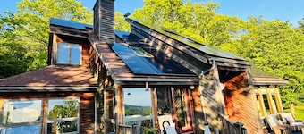 Berkshires Mountain Retreat w Panoramic Views, 5 Decks, Hot Tub, near Tanglewood