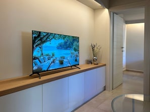 Fernseher, Arbeitsbereiche