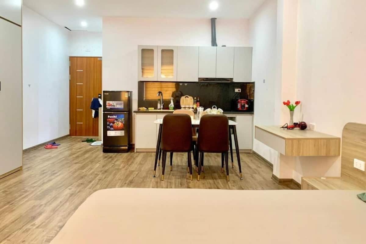 Standard Studio, Patio, City View | Blackout drapes, soundproofing, free WiFi