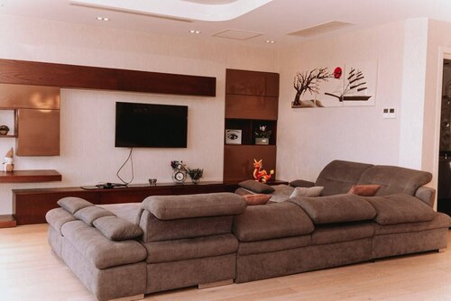 King David Residence ' Luxury 5 Star apartment in Tbilisi / GYM / SPA / POOL