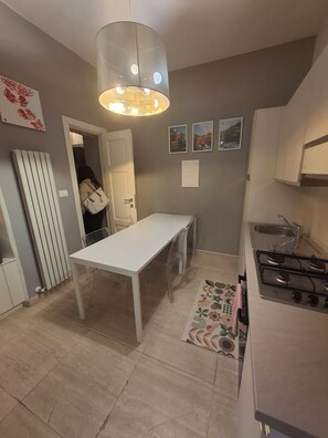 Appart'hôtel Familial, vue ville | Cuisine privée