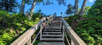 Oceanfront Maine Retreat: Private Beach & Fire Pit